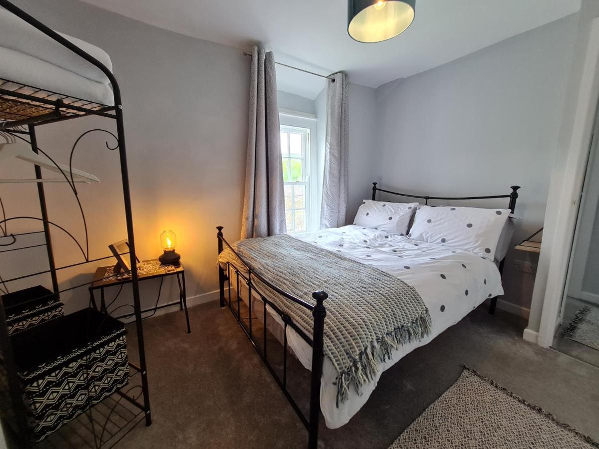 Picturesque 2 Bedroom Miners Cottage Near Bike Park Wales & Brecon Beacons Merthyr Tydfil Eksteriør bilde